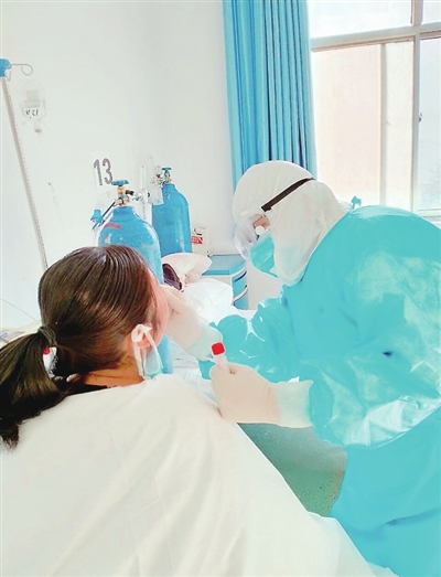 來自疫情防控一線的報(bào)道 在隔離病區(qū)的200小時(shí)——記奮戰(zhàn)在臨夏州抗擊疫情一線的醫(yī)護(hù)工作者 