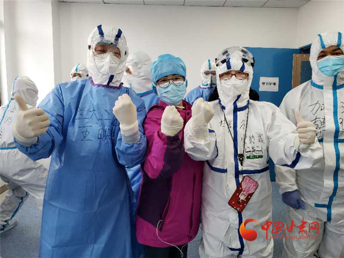 【甘肅全民戰(zhàn)“疫”日記】同心戮力 有愛相伴：“逆行者”致堅(jiān)守者