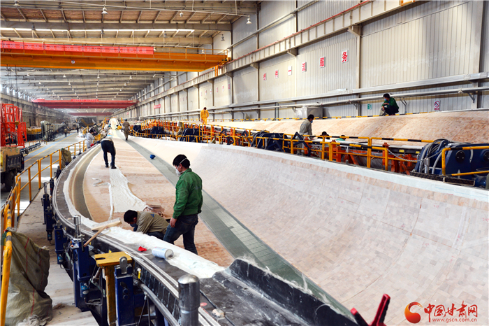 “擰緊”防控閥 打出“組合拳”——玉門市三向發(fā)力推動疫情防控、復(fù)工復(fù)產(chǎn)、脫貧攻堅齊頭并進（圖）