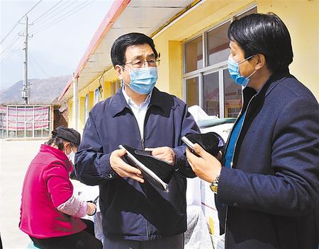 林鐸在臨夏縣調(diào)研指導(dǎo)工作時強(qiáng)調(diào) 從嚴(yán)從細(xì)查漏補(bǔ)缺 逐戶逐項鞏固提升 確保如期高質(zhì)量打贏脫貧攻堅收官戰(zhàn)