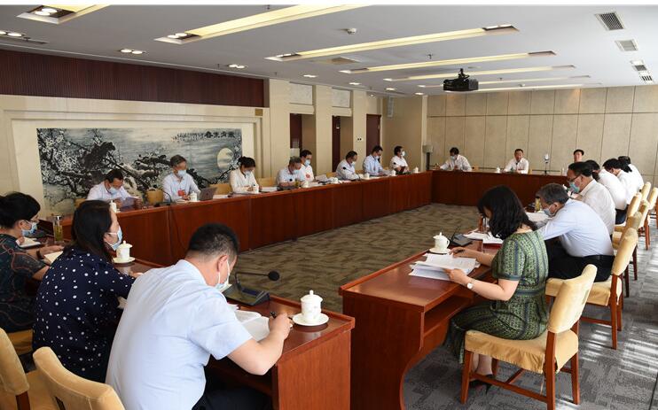 【兩會快訊】甘肅代表團(tuán)分組審議全國人大常委會工作報告，唐仁健參加第二小組會議并發(fā)言