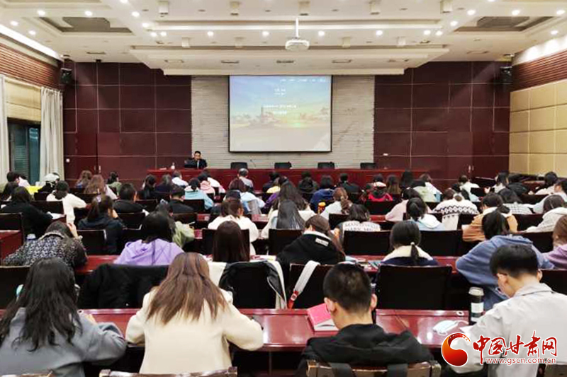 《玉帛之路、青銅之路與“金玉良緣”“金聲玉振”的文化原型》報告會在西北師范大學(xué)舉行