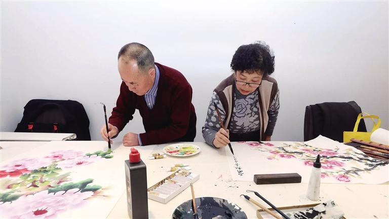 金城書(shū)畫(huà)界再添文化勁旅 蘭州名流書(shū)畫(huà)交流中心開(kāi)放