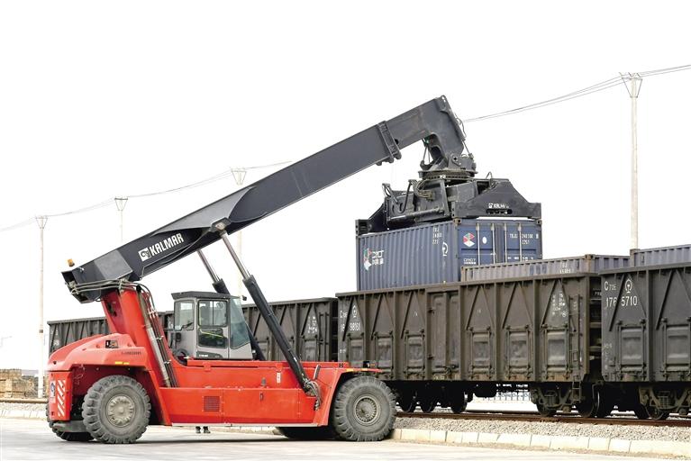 蘭州新區(qū)打通國際陸海貿易新通道