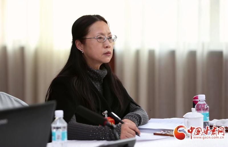 【聚焦2021甘肅兩會(huì)】每天一堂體育課 這是省政協(xié)委員郭秀文倡導(dǎo)的陽光童年