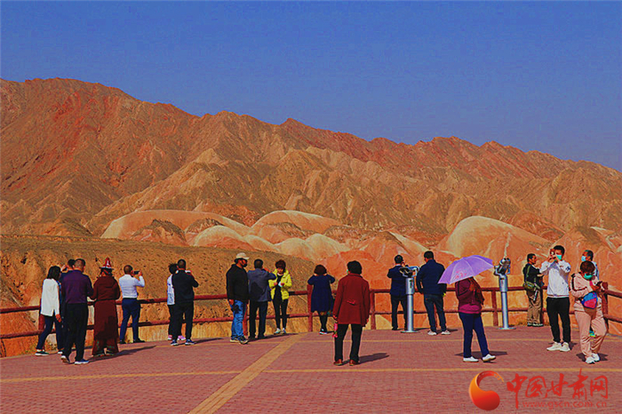 河西春光美！張掖丹霞大景區(qū)2月游客接待量大幅提升