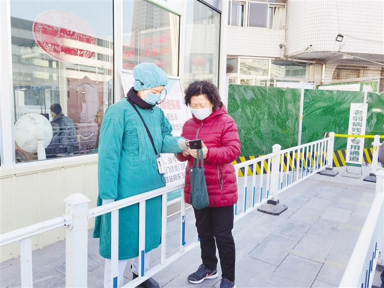 智能生活下，老年人的“數(shù)字鴻溝”如何跨越？