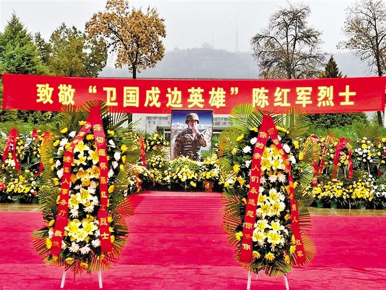 又是一年清明時 金城嗚咽祭英魂 “紅軍，我們看你來了！”