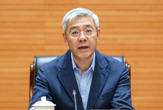 尹弘在甘肅省人大常委會黨組（擴大）會議上強調(diào) 堅持黨的全面領導 認真依法履行職責 推動新時代人大工作與時俱進創(chuàng)新發(fā)展