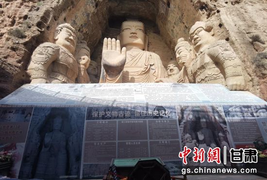 時(shí)下，中國“石窟鼻祖”天梯山石窟第13窟大佛足部與局部危巖體搶救性保護(hù)項(xiàng)目正在施工。圖為施工現(xiàn)場。陳曉斌 攝