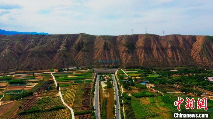 甘肅榆中造養(yǎng)結(jié)合十?dāng)?shù)年荒山改綠 野生動(dòng)物?！奥睹妗?>
        </a><em>甘肅榆中造養(yǎng)結(jié)合十?dāng)?shù)年荒山改綠 野生動(dòng)物?！奥睹妗?/em></li>
    <li><a  target=