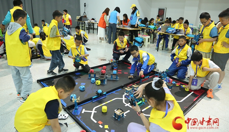 2025甘肅省科創(chuàng)大賽落下帷幕 50支隊(duì)伍獲一等獎(jiǎng)